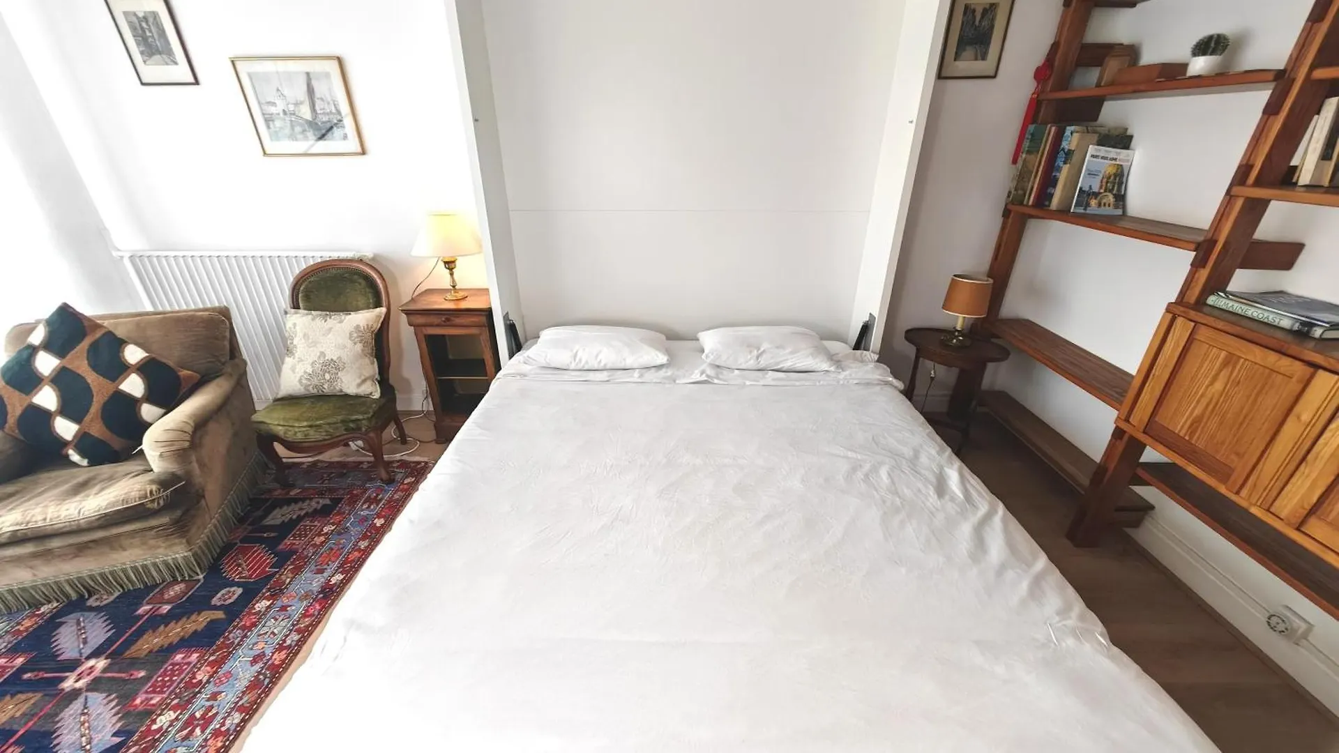 Apartment Appartement Avec Balcon Et Parking A Paris Alesia